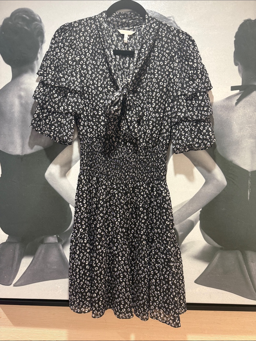 Rebecca Taylor Silk Leopard Print Ruffle Sleeve Tie Neck Dress Fits S